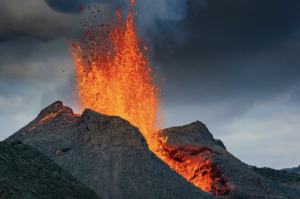 Un nouvel âge volcanique se profile à l’horizon : Ressurgissement de la faille islandaise après 800 ans