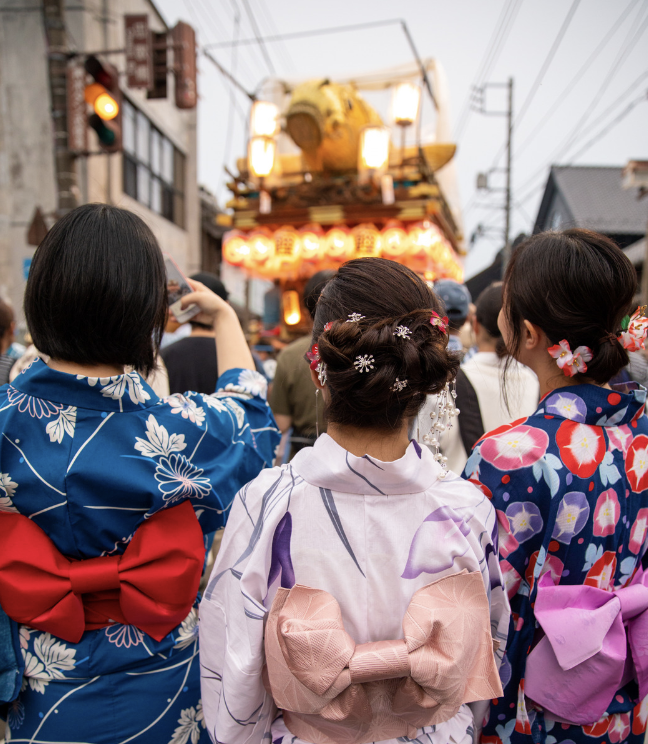 La Révolution des Femmes au Festival Nu du Japon: Une Première Historique à Konomiya